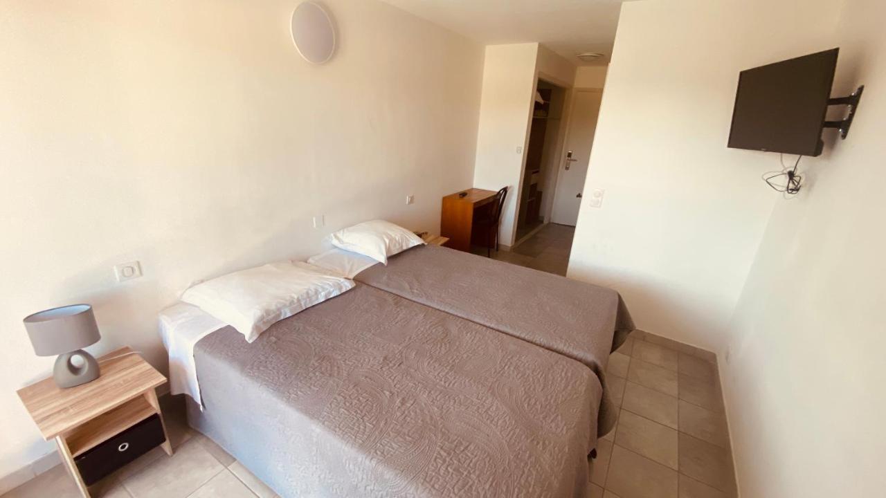 Hotel De La Poste Peymeinade ภายนอก รูปภาพ