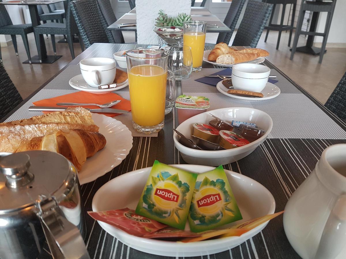 Hotel De La Poste Peymeinade ภายนอก รูปภาพ
